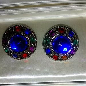 Clip on earrings